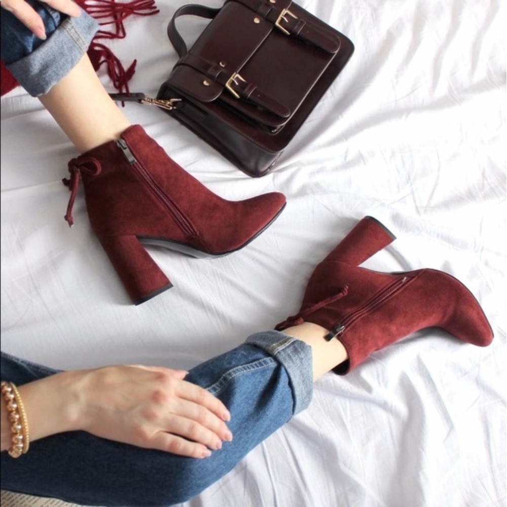 "Vixen of the Night" (Merlot)(CLOSING CLOSET SALE)